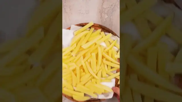 Картофель фри с разрыхлителем и мукой