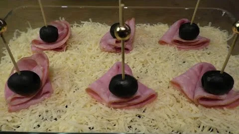 Салат с ветчиной 