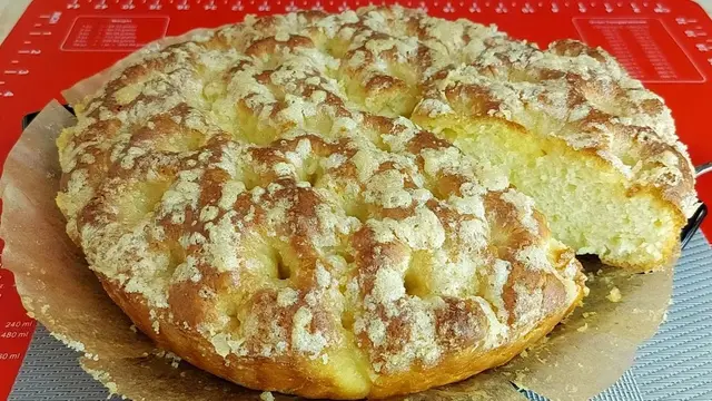 Мягкий и пышный сахарный пирог 