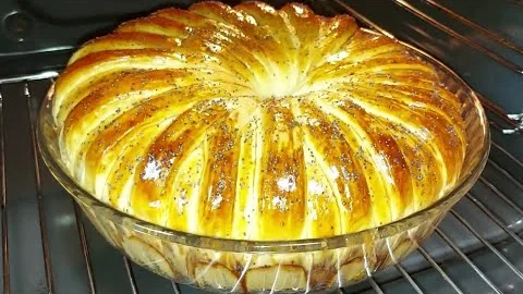 Пирог-булочки из сдобного теста с начинкой