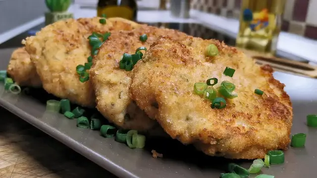 Сочные котлеты из куриной грудки