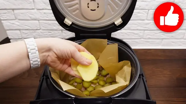 Вкусная картошка с курицей в мультиварке на ужин