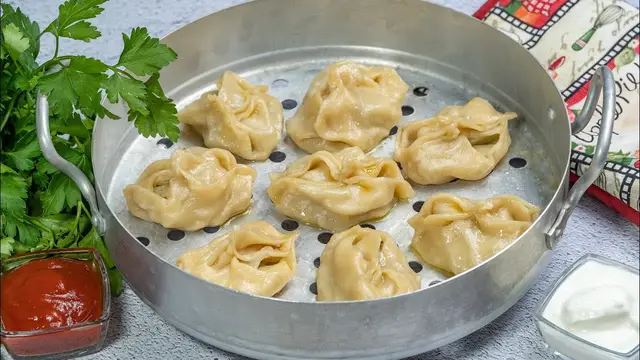 Диетические манты с картошкой