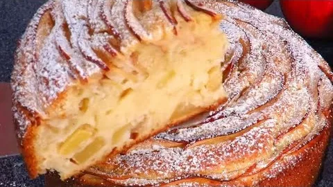 Яблочный пирог Роза