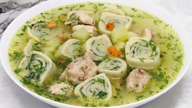 Вкусный суп с рулетиками на обед