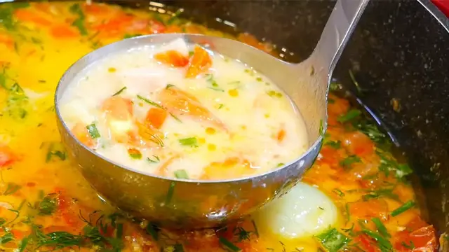 Суп с курицей и плавленым сыром