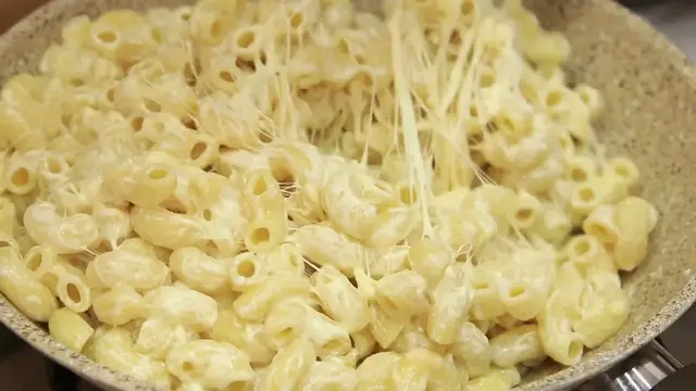 Макароны с сыром