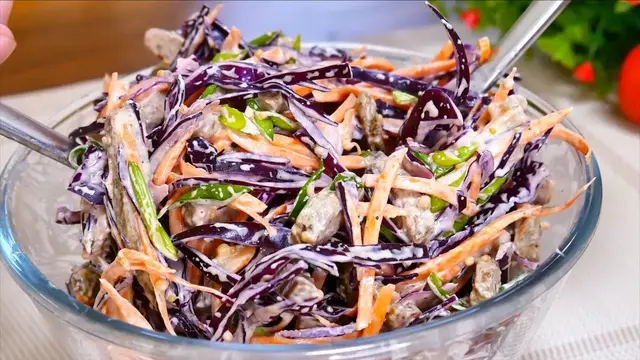 Дуже смячний салат