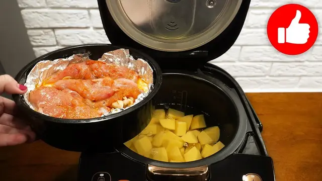 Картошка с курицей на пару в мультиварке 