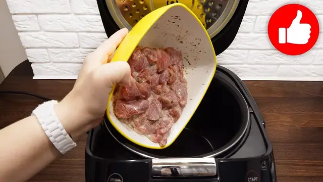 Очень вкусная свинина в мультиварке