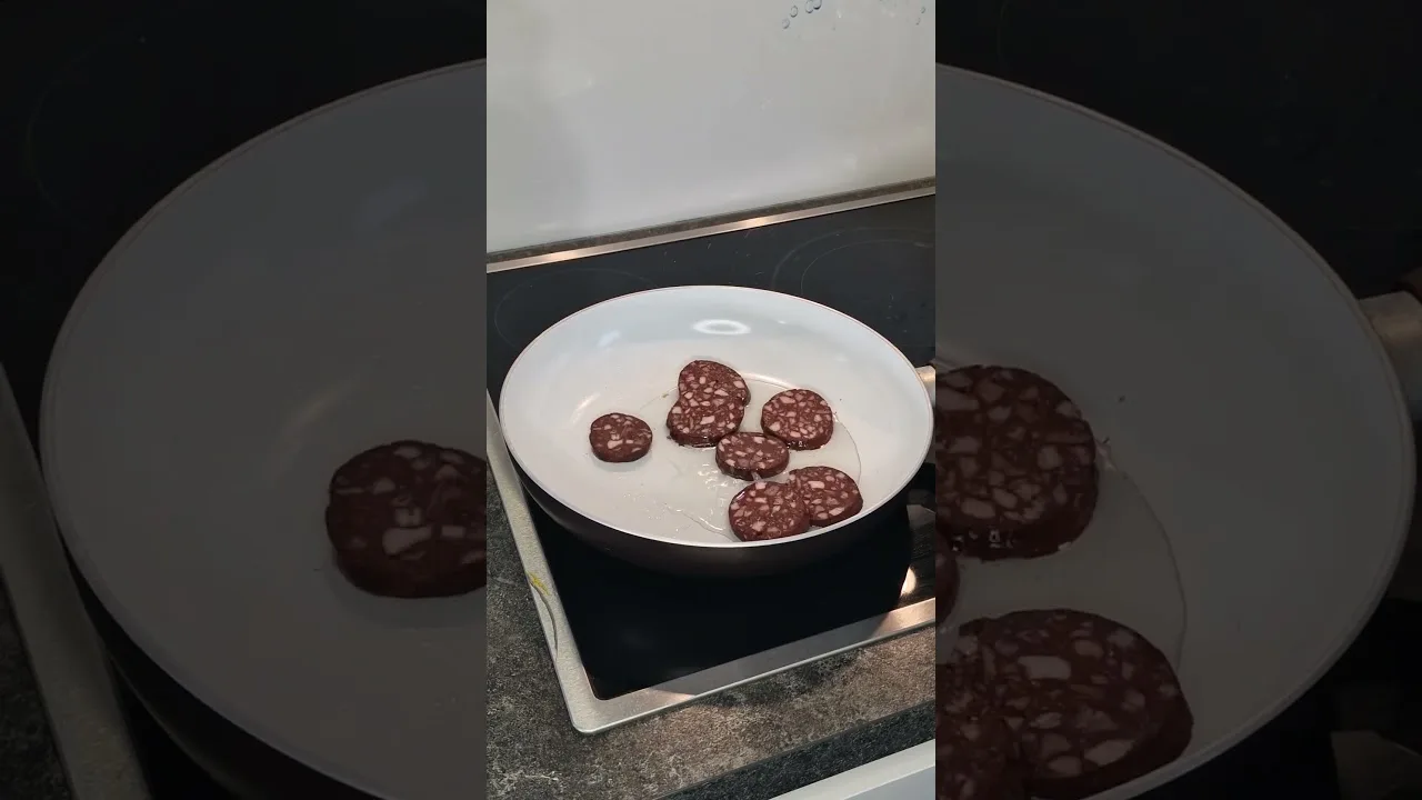 Сэндвич колбасно сырный