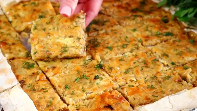 Обалденный луковый пирог из лаваша