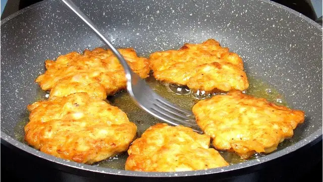 Рубленые куриные котлеты