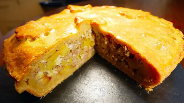 Песочный пирог с мясом 