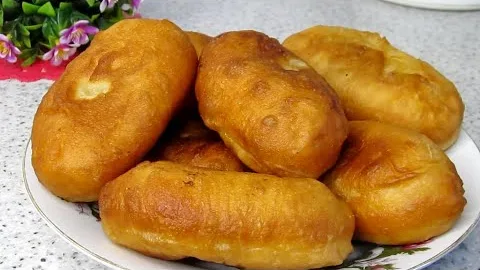 Домашние пирожки с фаршем 