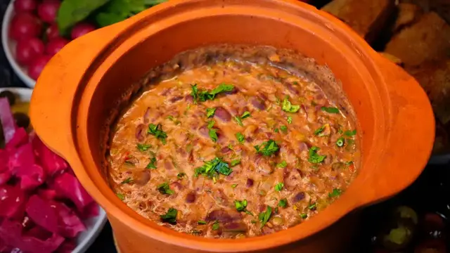 Лобио в горшочке по-грузински