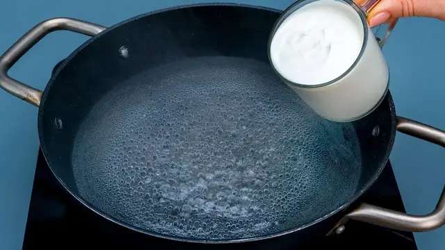 Творожная запеканка с маслинами и кукурузной мукой