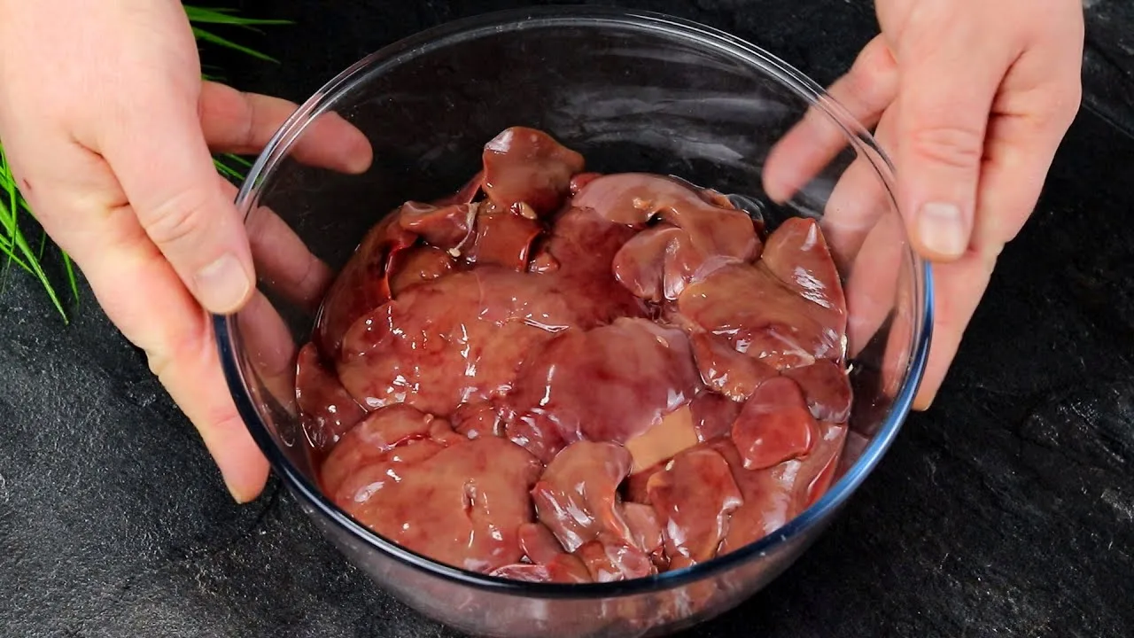 Очень вкусная жареная куриная печень