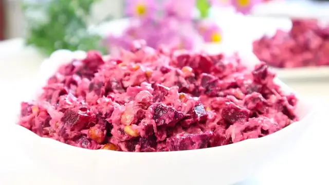 Необычный салат из свёклы