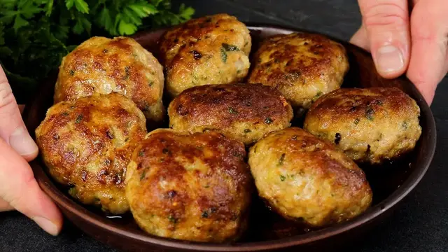 Сочные и нежные котлеты из свинины