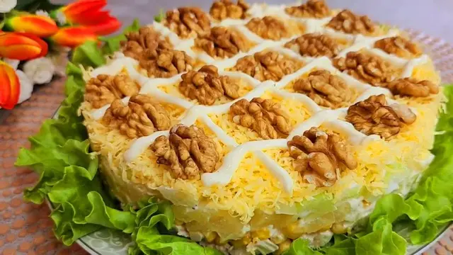 Вкусный праздничный салат