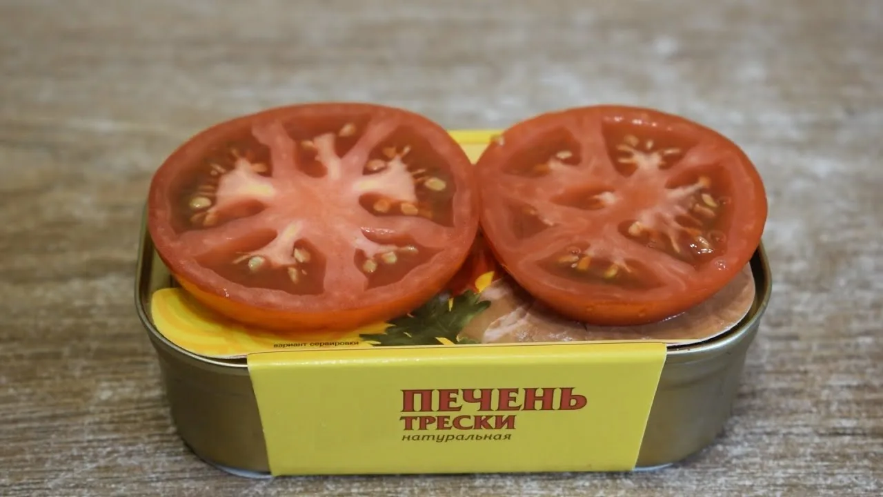 Потрясающая закуска из помидоров и печени трески