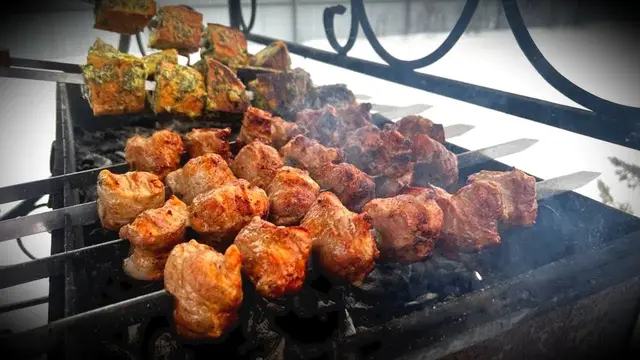 Сочный шашлык из куриной грудки 