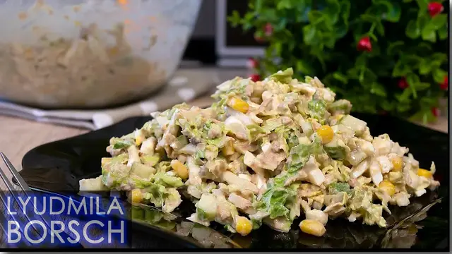 Салат из пекинской капусты и тунцом
