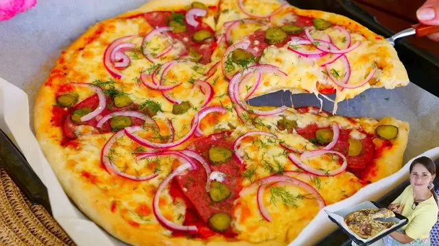 Пицца с очень вкусным соусом