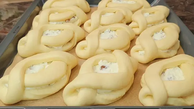 Булочки с творогом