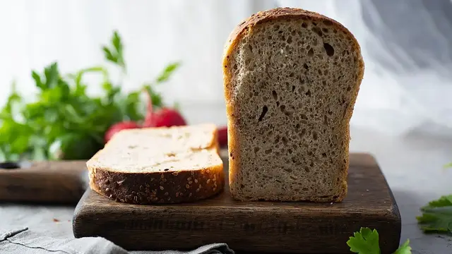Пшеничный польский хлеб на ржаной закваске 