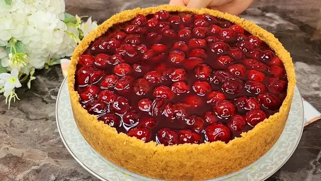 Классический чизкейк с вишней
