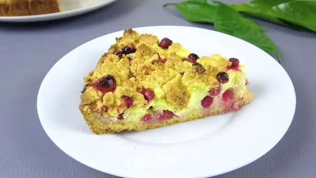 Пирог с клюквой