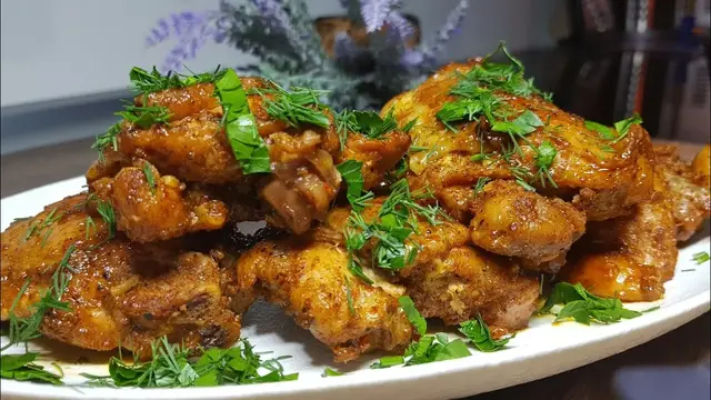 Жареная курица на ужин
