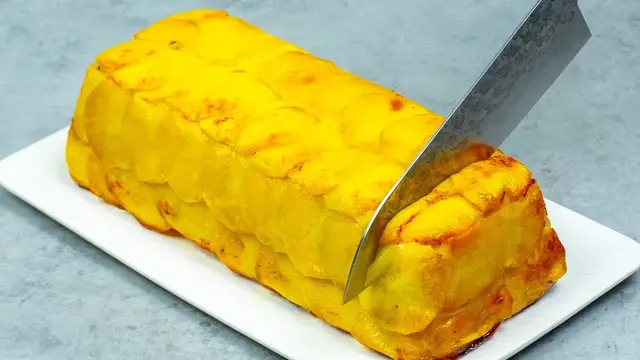 Картофельная запеканка с курицей, грибами и цуккини