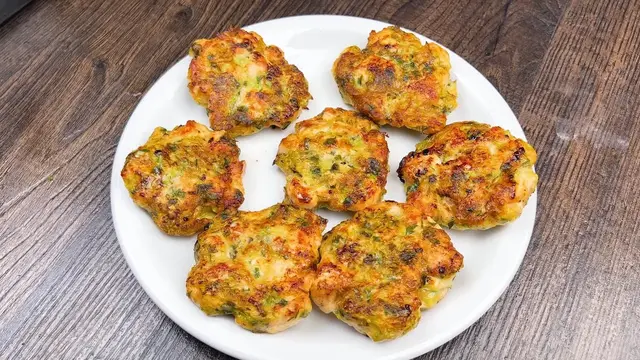 Сытные кабачковые котлеты с куриным филе