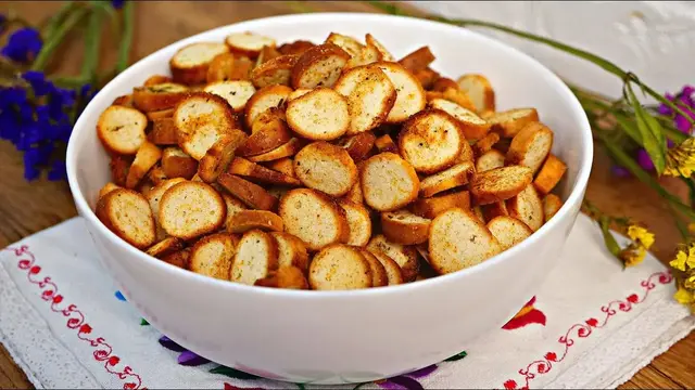 Самые вкусные сухарики в домашних условиях