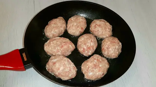 Котлеты без хлеба и яиц