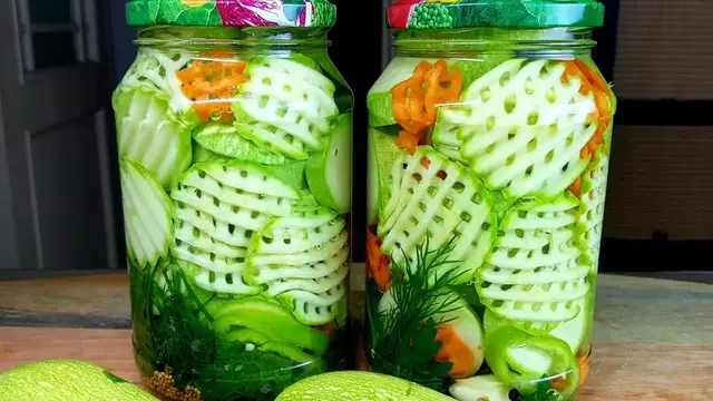 Кабачки на зиму как огурцы