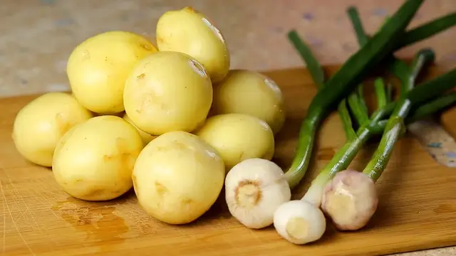 Картошка с мясом в духовке