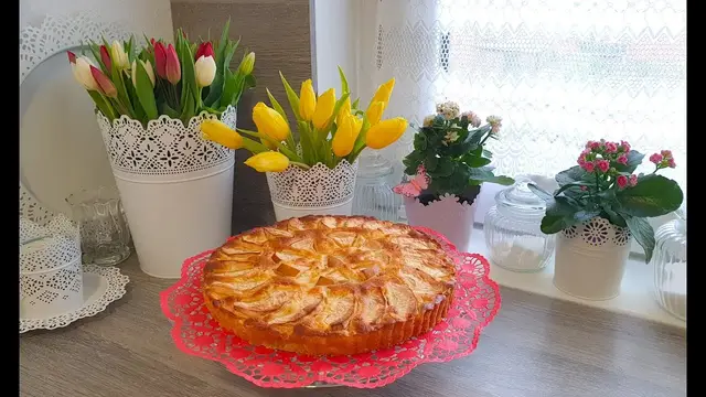 Праздничный пирог к 8 Марту