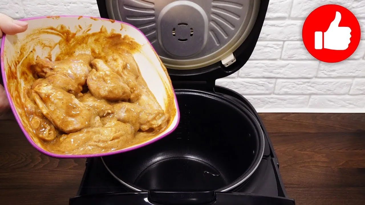 Куриные крылышки с булгуром в мультиварке