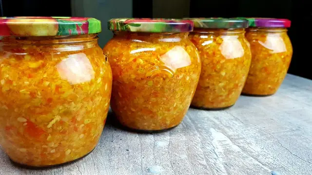 Кабачковая закуска по грузински