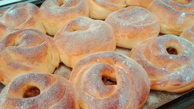 Пуховые домашние булочки-розочки 