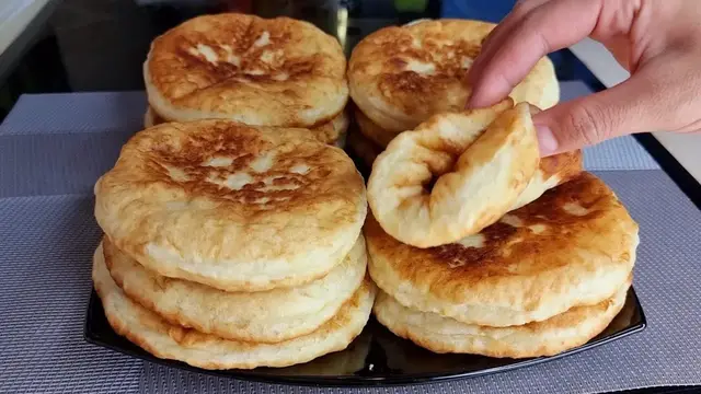 Картофельные пирожки на сковородке