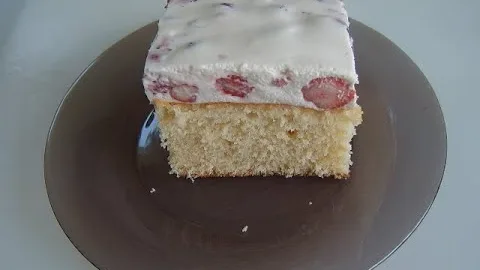 Пирог с клубникой