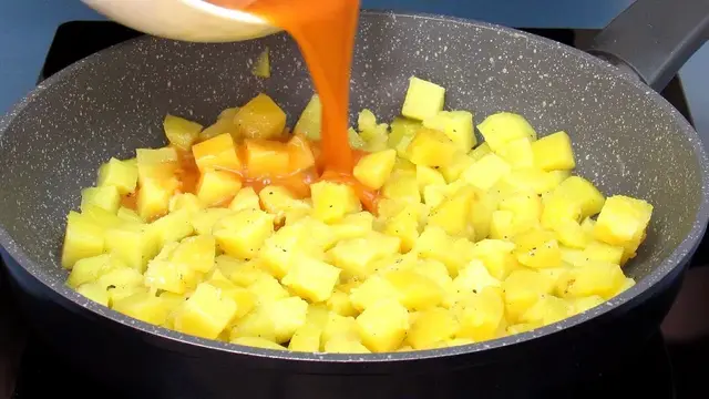 Вкусный ужин на сковороде из простых продуктов