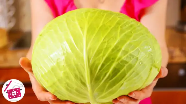 Лепешки из капусты и лука