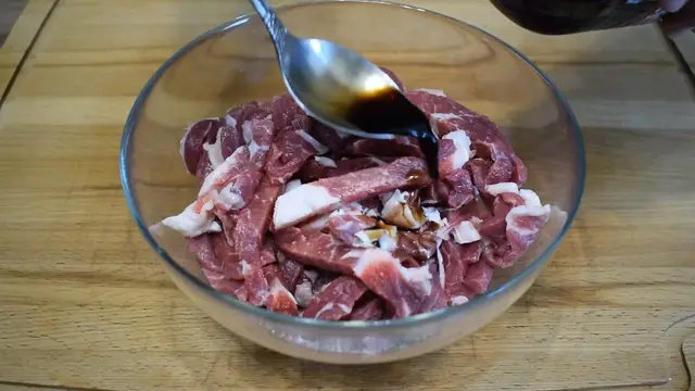 Вкусное мясо на сковороде