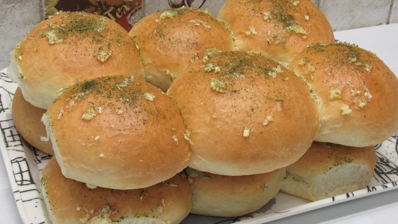 Постные пампушки с чесноком